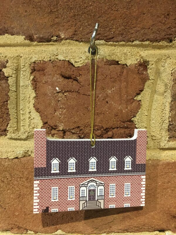 Gunston Hall Cat’s Meow wooden ornament with gold ribbon featuring historic house design and informational back.